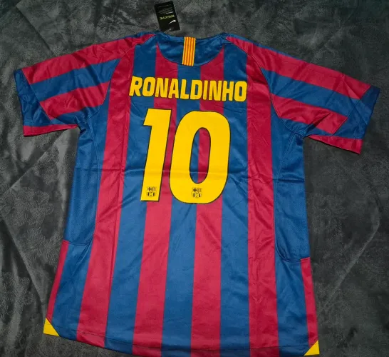 Camisa Barcelona Ronaldinho 2006