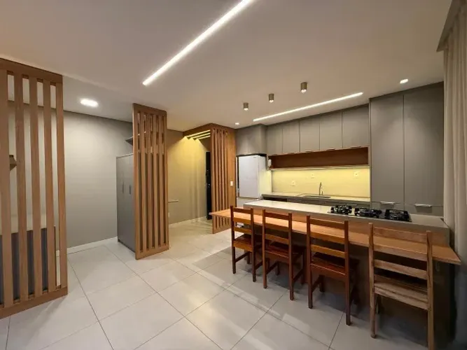 ALUGA-SE APARTAMENTO EDIFÍCIO URBANIT