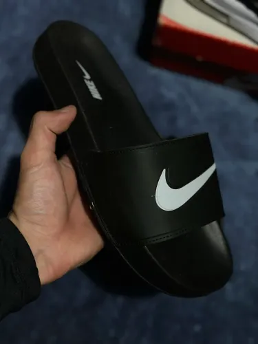 CHINELO SLIDE NIKE