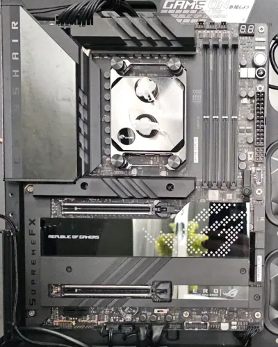 Placa Mãe Asus X670E Crosshair Hero AM5