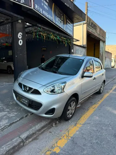 Nissan March S 1.0 12V Flex 5P 2016