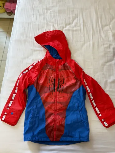 Casaco peluciado por dentro HOMEM ARANHA