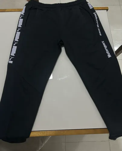 Calça de moletom leve da Puma 