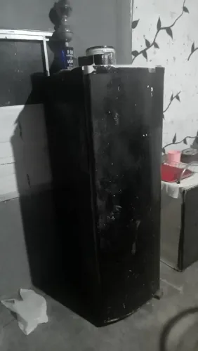 Geladeira quebra galho