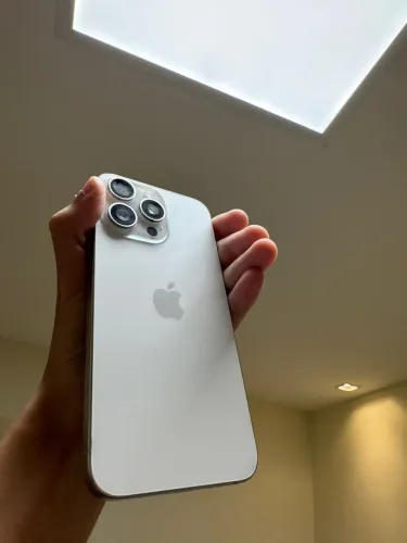 iPhone 15 pro max (256g) / Novo INTACTO