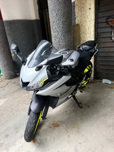YAMAHA/YZF R15 ABS 2024