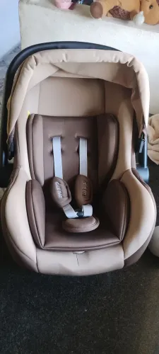 Bebê conforto Luxo Clube Baby, usando pucas vezes!(300 reais).