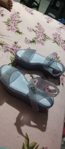 Vendo 4 melissas por 100
