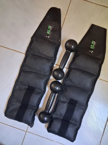 VENDE.  SE  TORNEZELEIRA ACADEMIA  É  PEZINHOS  03 KLS
