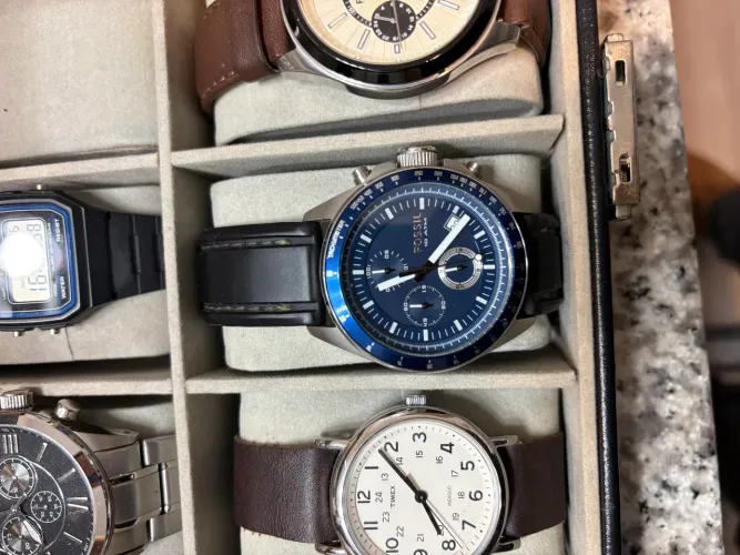 Relógios a venda ( ZooYork, Fossil e Michael Kors)