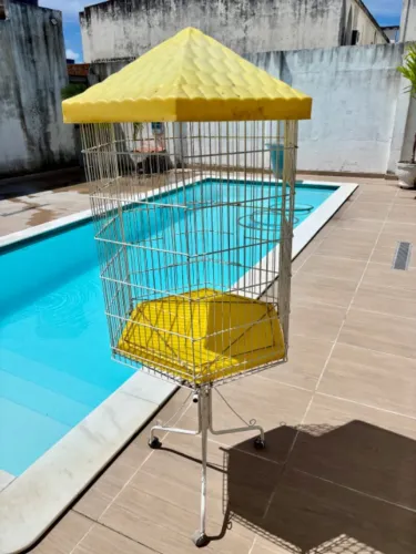 Viveiro usado Conservado - Calopsita e outras aves
