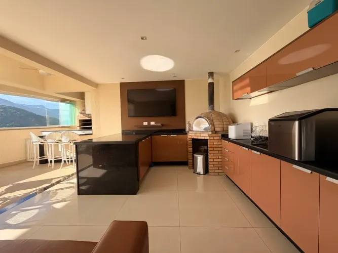 Cobertura Duplex com 4 quartos 235m²