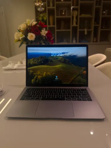 MacBook Air Retina 13" 2019 - (Com nota fiscal)