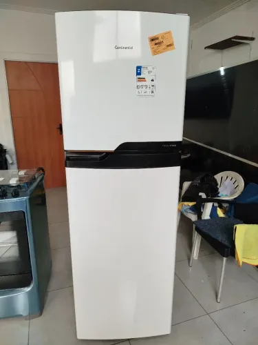 Geladeira Continental inv. TC 45 400L. NOVA!!!
