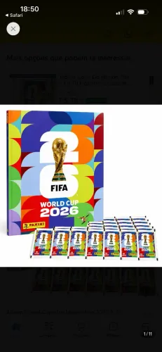 Álbum da Copa com mais de 400 figurinhas coladas 