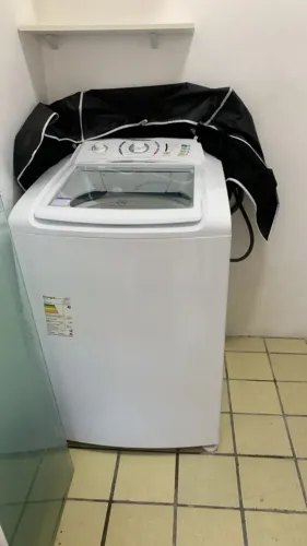 Lavadora de Roupas Electrolux Turbo Capacidade 12 kg (modelo LT12B)