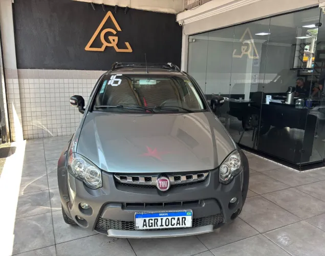 Fiat Strada Adventure1.8/ 1.8 Locker Flex CD 2016