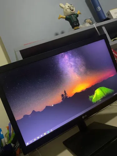 Monitor LG 19''