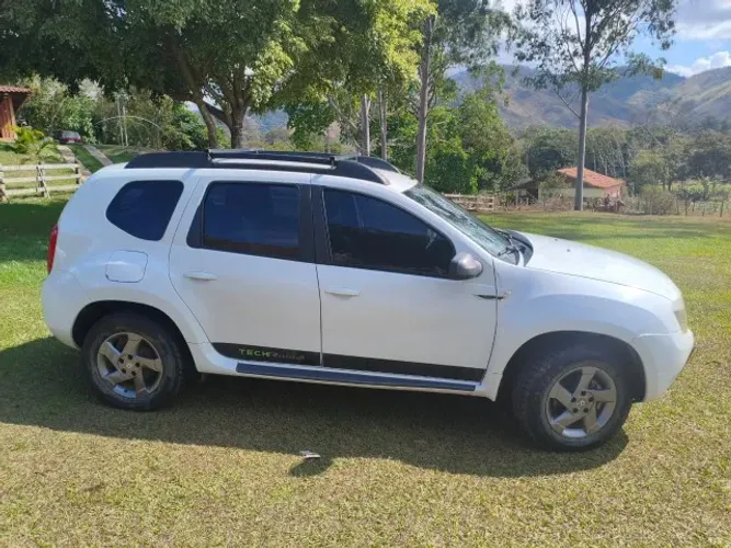 Renault Duster Dynamique 4X4 2.0 Hi-flex 16V MEC 2015