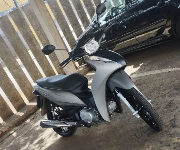 Honda Biz 125 EX 2024 Prata | Flex | Revisões na Honda | Excelente Estado