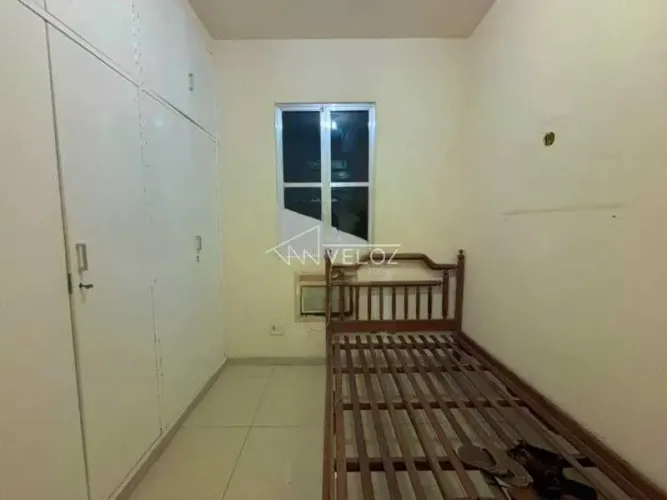 Apartamento : / Residencial / Catete