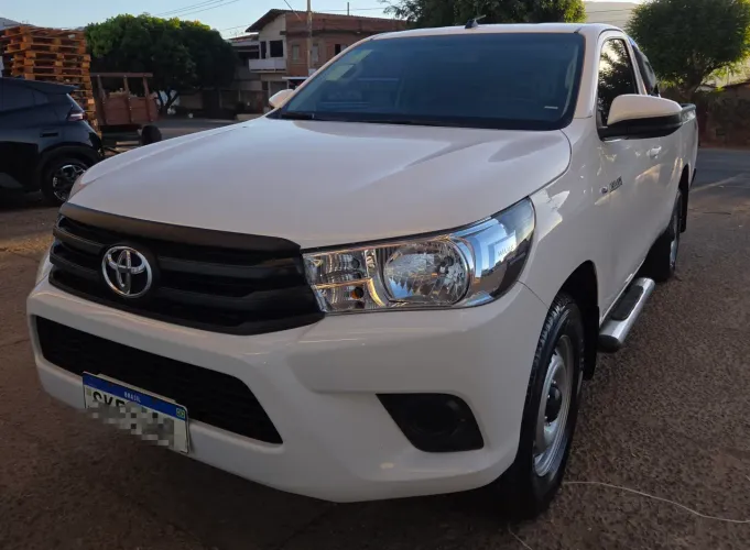 Toyota Hilux CS 4X4 2.8 TDI Diesel Mec. 2024