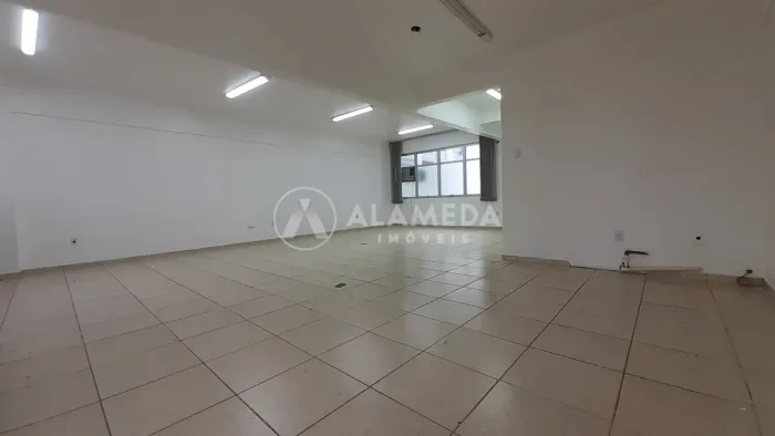 SALA COMERCIAL A VENDA NO BAIRRO CENTRO!