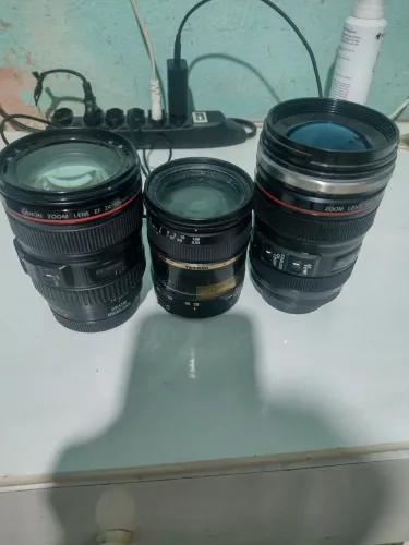 Vendo três lente de câmera