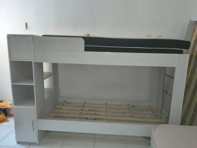 Beliche com cama auxiliar
