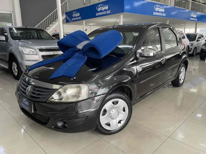 Renault Logan Expression Hi-flex 1.6 8V 4P 2013