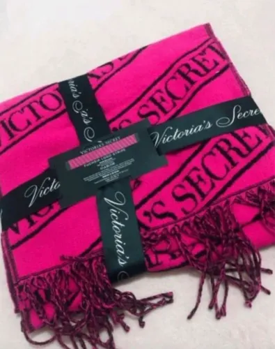 Cachecol marca Victoria Secret Original comprado no Japão 