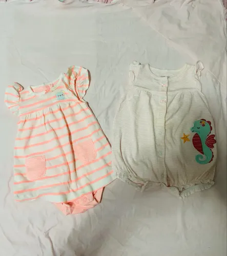  02 Romper da Carters