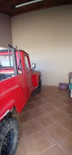 Ford F-75 4X4 2.3 1973