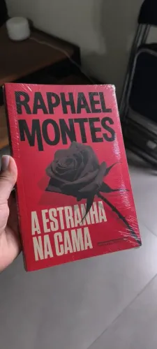 Livro Uma estranha na Cama