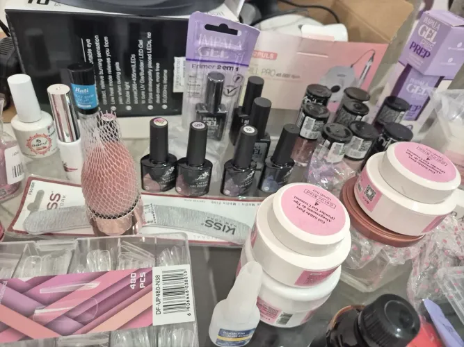 Kit completo unhas em gel e postiças