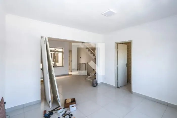 Casa à Venda - Vila das Mercês, 3 Quartos, 180 m2