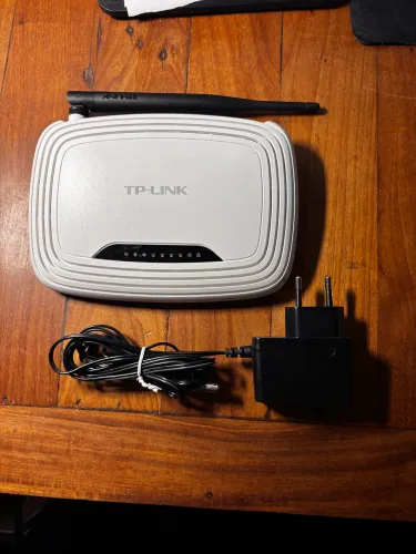 Roteador Wireless N 150Mbps TP-Link TL-WR740N de banda única (2.4 GHz)