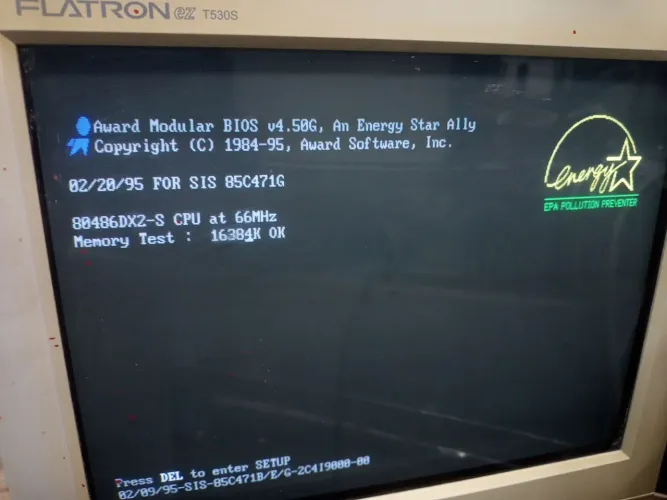 Monitor CRT para computador antigo (leia o anúncio)