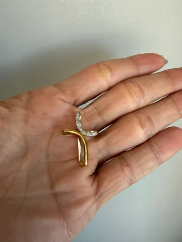 Pingente Crucifixo Ouro 18 k Amarelo e Branco com Brilhantes