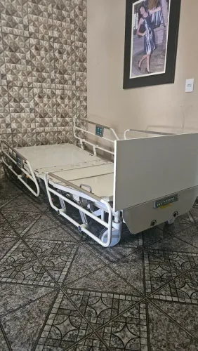 Cama elétrica hospitalar