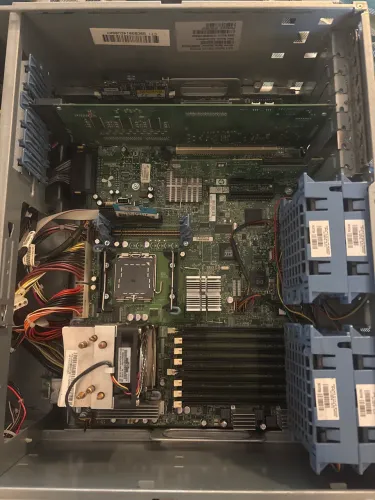 Placa-Mãe Principal (System Board) para Servidor HP ProLiant ML350 G5