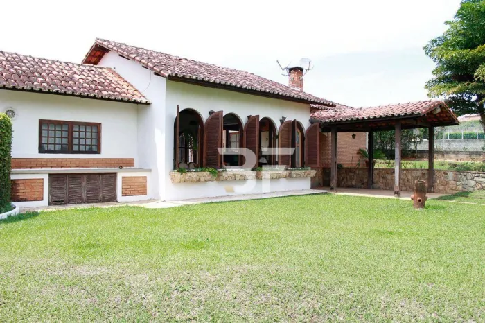 Chácara com 4 dormitórios à venda, 5240 m² por R$ 2.250.000,00 - Lagos de Shanadu - Indaia