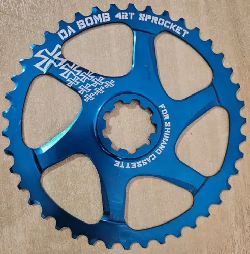 MTB CASSETE MOUNTAIN BIKE SUPER COG SPROCKETS DABOMB 1 x 10 42 DENTES AZUL NOVO