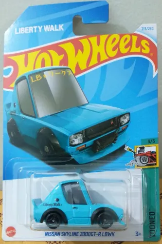 Miniatura Hot Wheels Nissan Skyline 2000GT-R LBWK Tooned