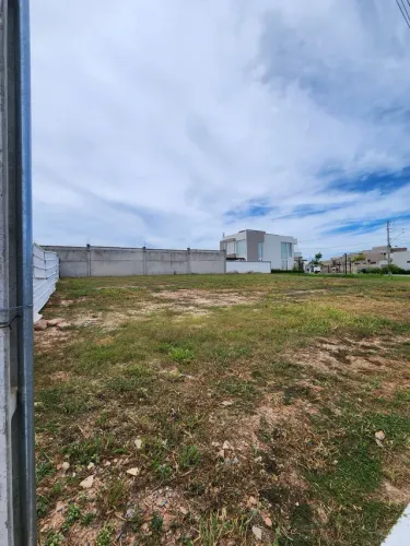 Vende-se terreno no Condomínio Primor das Torres em Cuiabá-MT