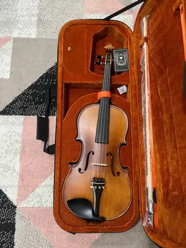Viola Eagle VA182