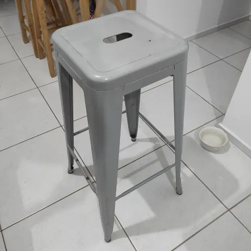 Cadeira de ferro industrial