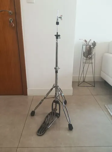 ## Máquina de chimbal para bateria Gibraltar 5607, sapata móvel, excelentes condições!!