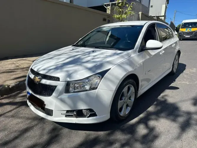 Chevrolet Cruze HB Sport LT 1.8 16V Flexp. 5P AUT 2013