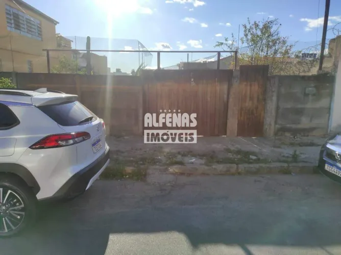 Lote à venda no Bairro Novo Eldorado